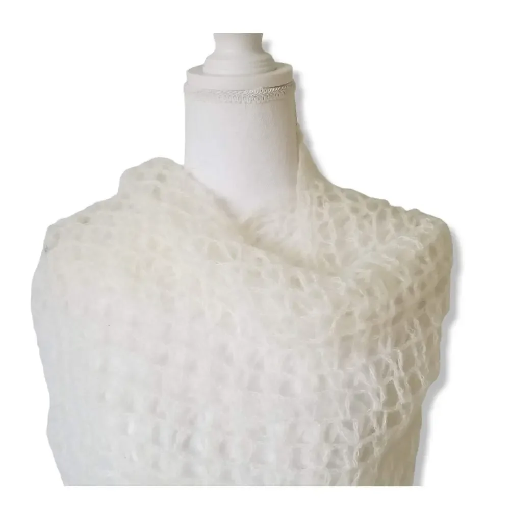 Handmade crochet elegant Stola Flowers Scarf color ivory.